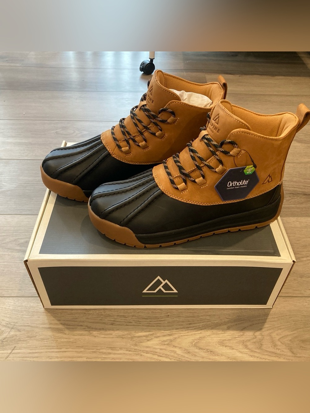 Mens boots